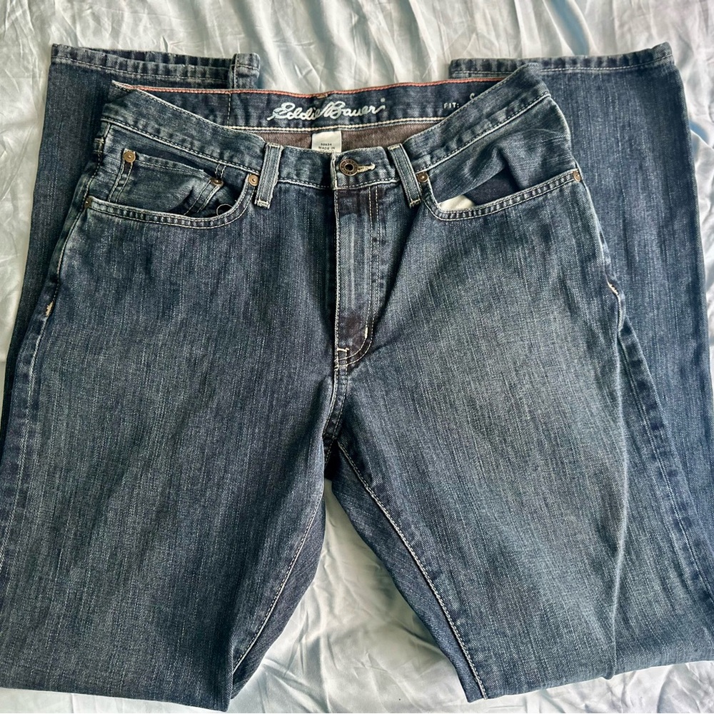 Eddie Bauer Men's Dark Blue Relaxed Jeans